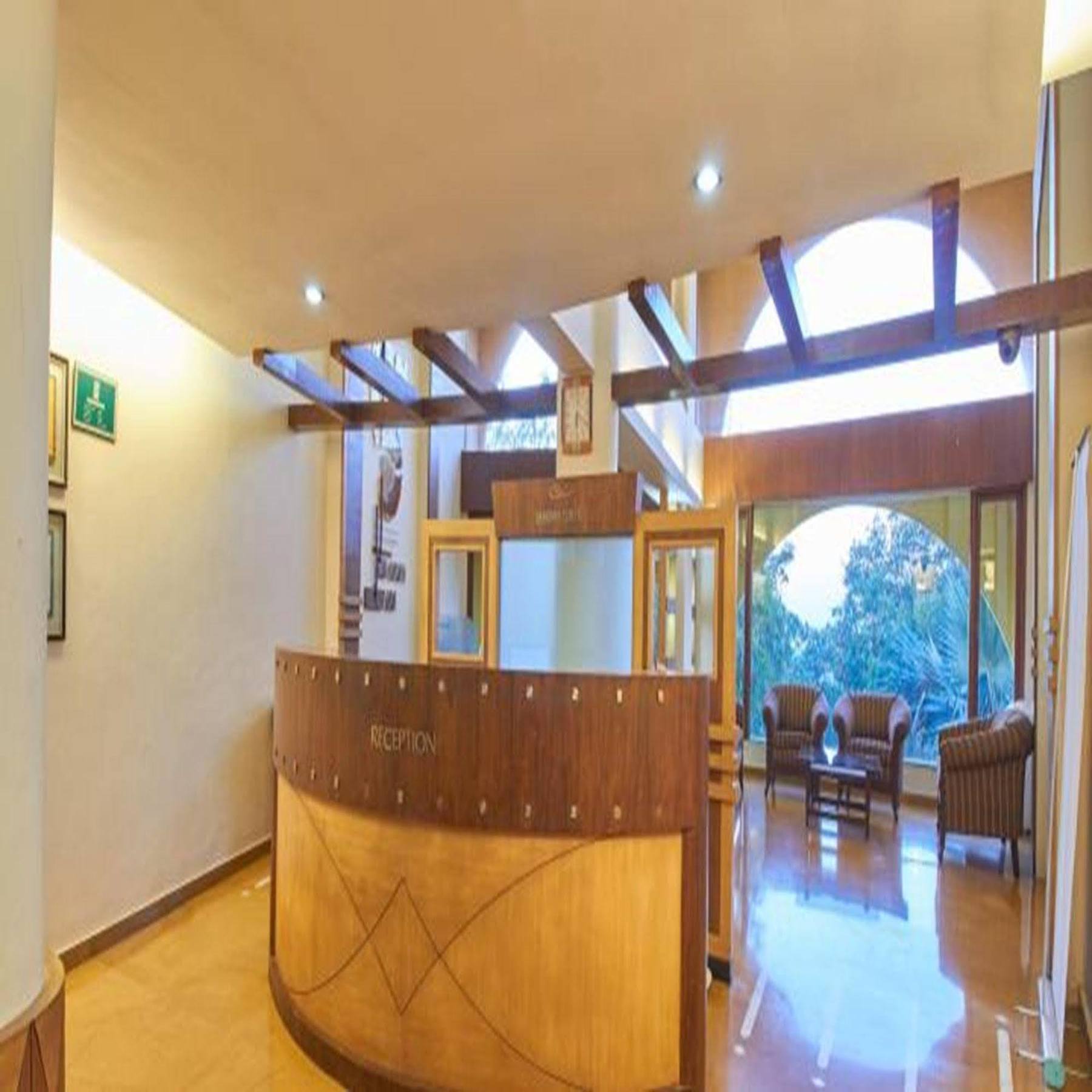 Sahil Sarovar Portico Lonavala Bagian luar foto